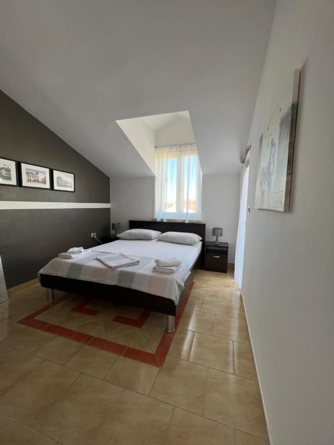Apartmani M&L Medulin Bagian luar foto