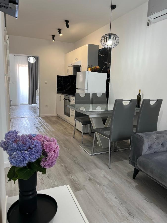 Apartmani M&L Medulin Bagian luar foto