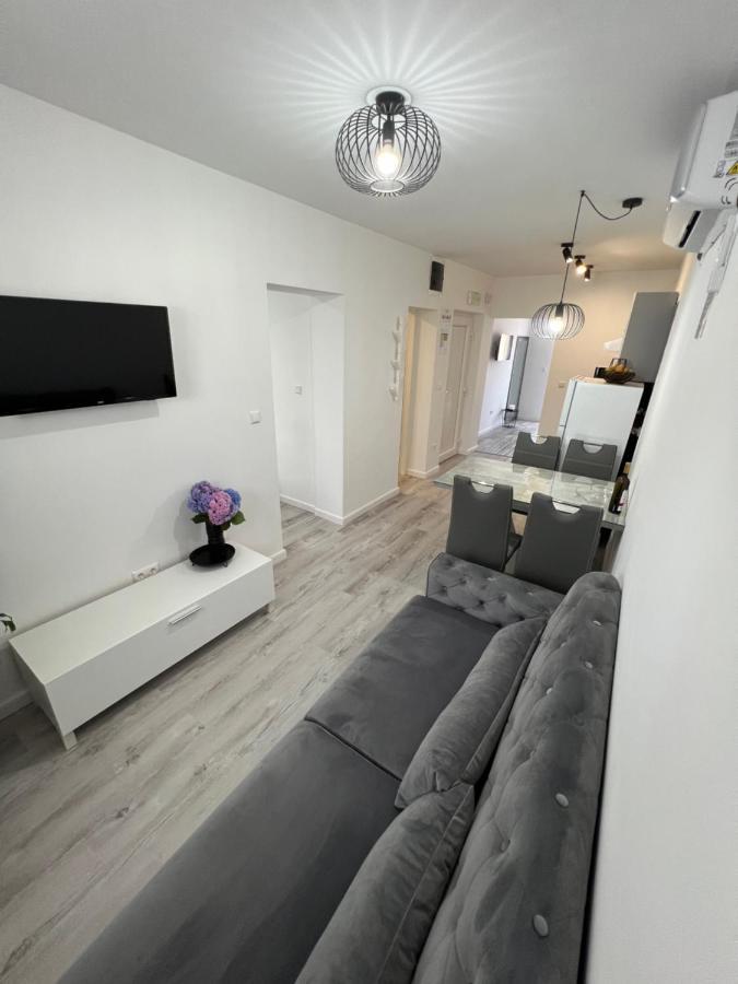 Apartmani M&L Medulin Bagian luar foto