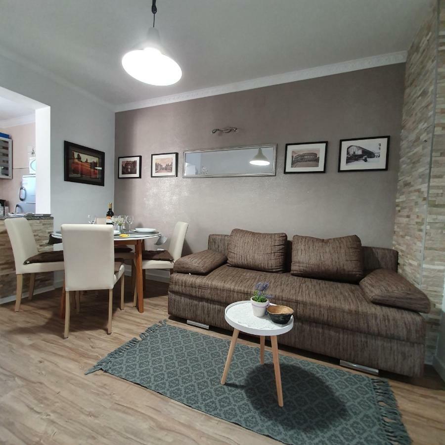 Apartmani M&L Medulin Bagian luar foto